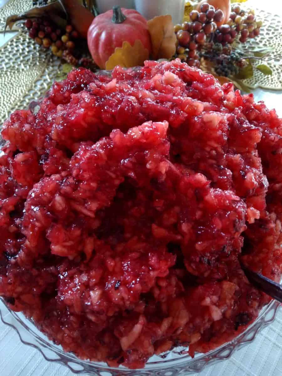Amish cranberry salad