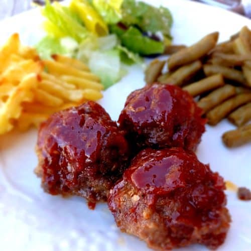 Dinner plate with Amish meatballs