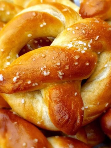 up close of PA Dutch soft pretzels.