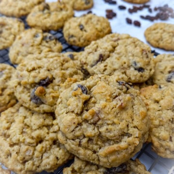oatmeal-raisin-cookies