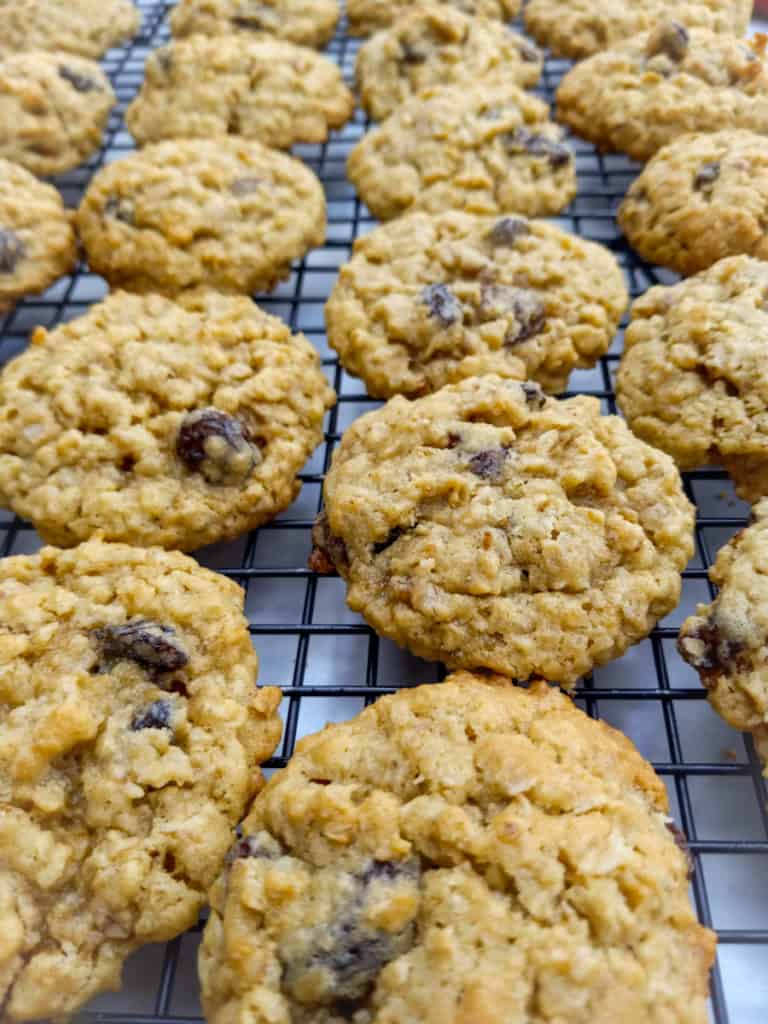 Amish-oatmeal-raisin-pecan-cookies-on-a-cooling-rack