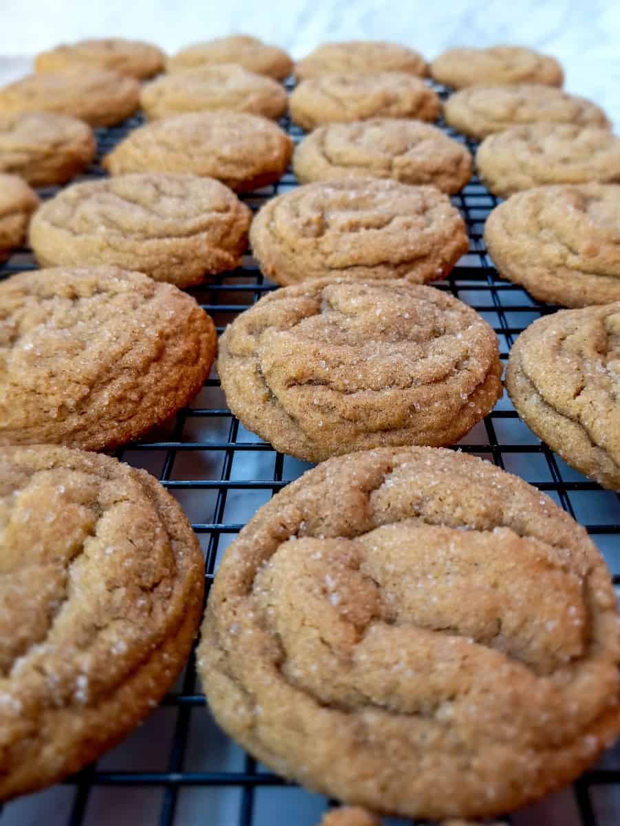 Molasses Whoopie Pies Recipe (Amish Whoopie Pies) Amish Heritage