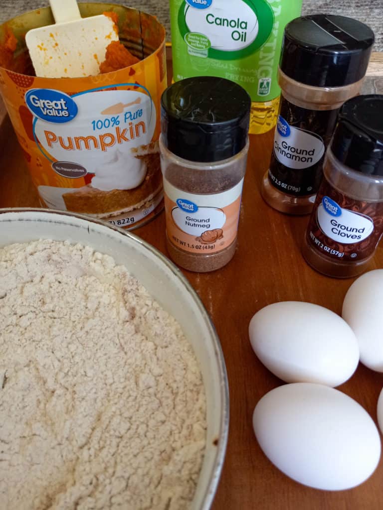 ingredients-flour-pumpkin-eggs-spices