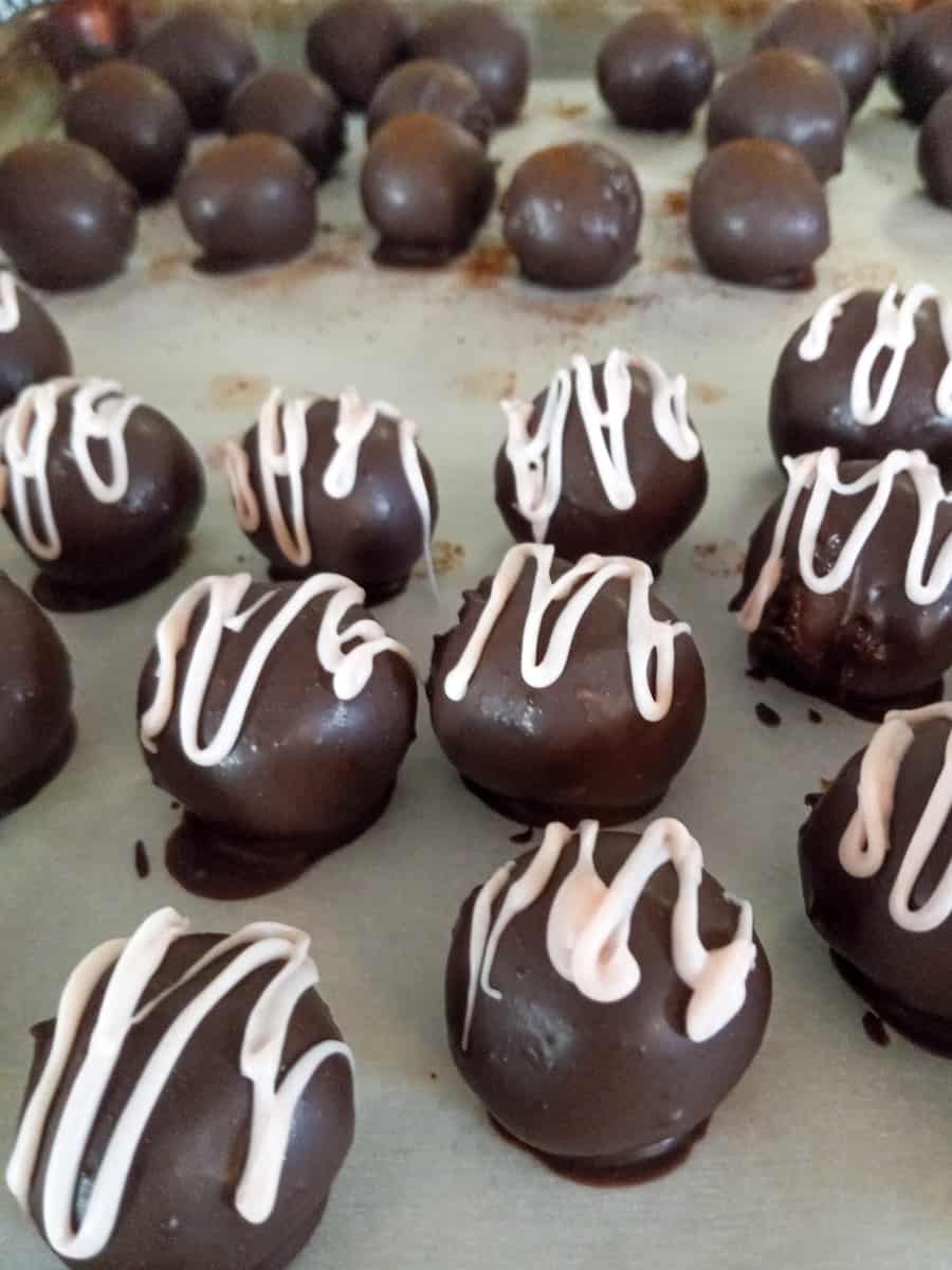 Copycat Lindt Truffles (Amish Recipe) Amish Heritage