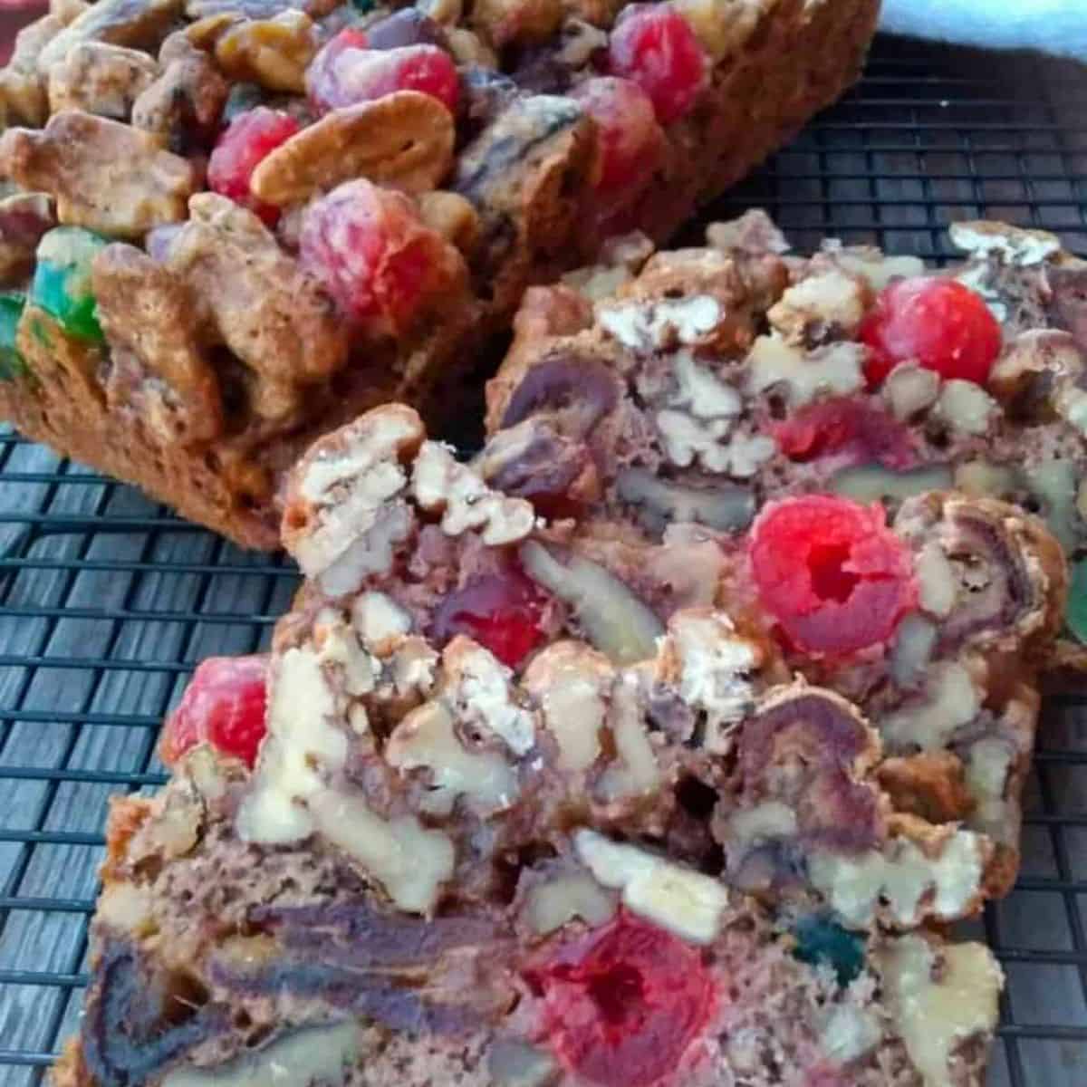 up close look at slices of Amish Christmas fruitcake.