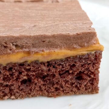Amish Reese's peanut butter bar on a plate