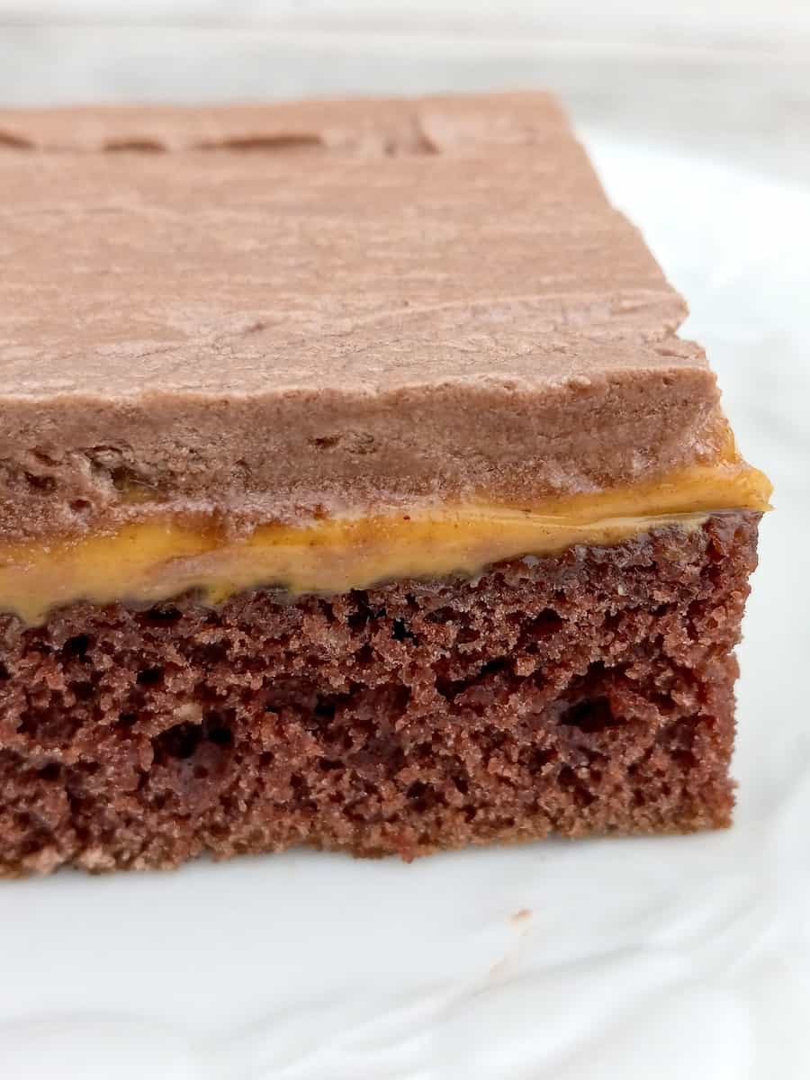 Amish Reese's peanut butter bar on a plate