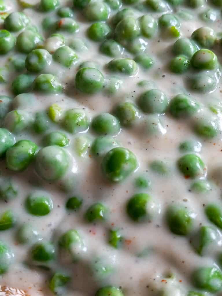 pot of peas in cream sauce