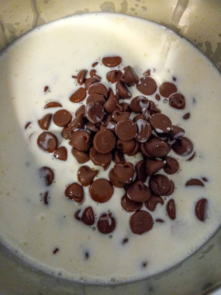 making ganache with chocolate chips and cream