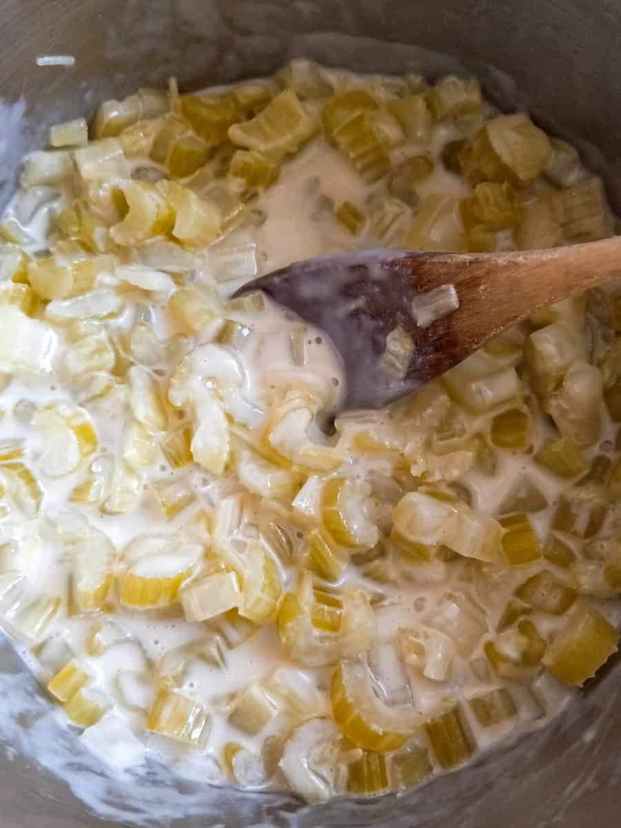 Amish Creamed Celery Recipe (Authentic) Amish Heritage