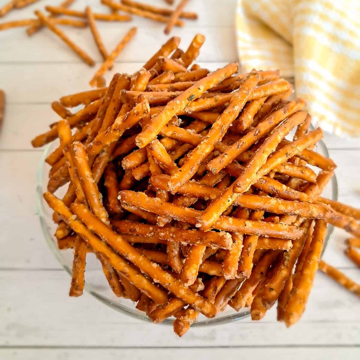 Amish Seasoned Pretzels-image