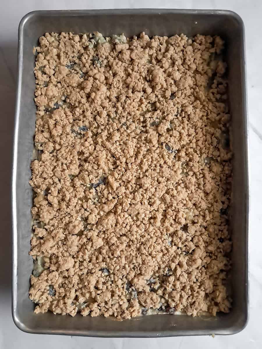 raisin bars ready to bake.